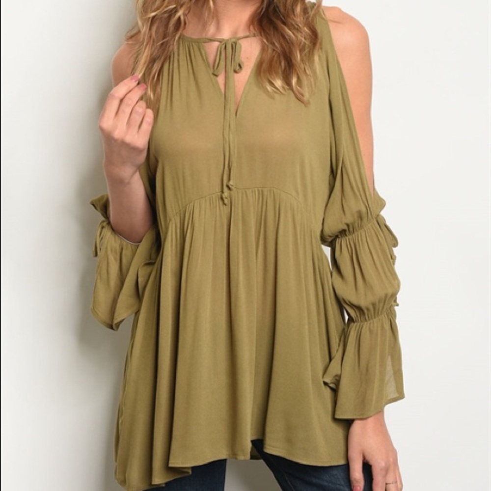 💲😍GORGEOUS😍COLD SHOULDER OLIVE BABYDOLL TOP S - Picture 1 of 3